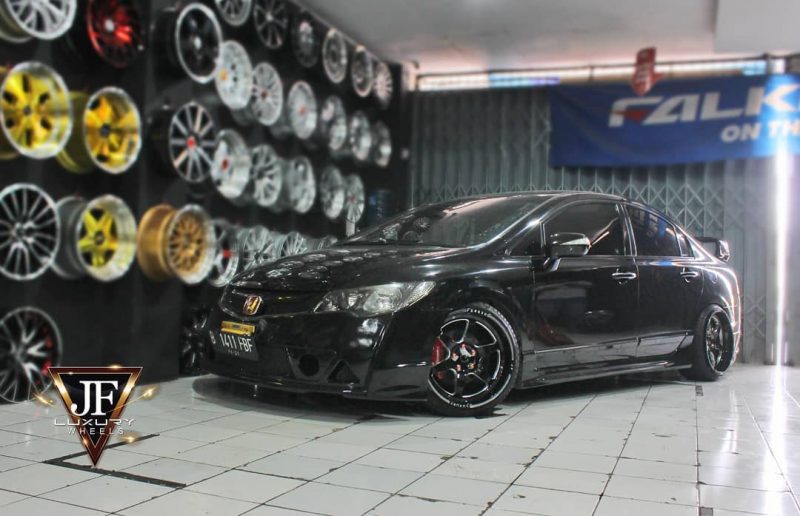 Model : 69433  Size : • 18x9.5/10.5 | 5x114.3  By JF Luxury