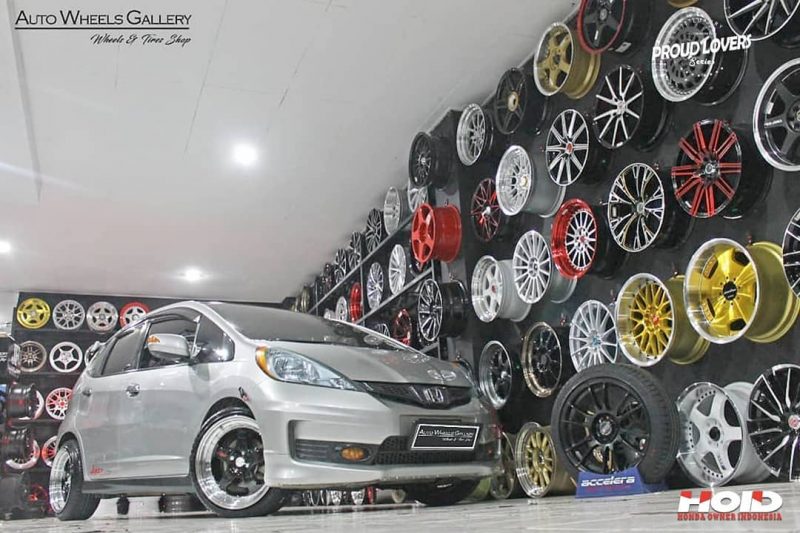 Modified by : @autowheelsgallery  ROC By JF LUXURY  17"  8x100/114.3