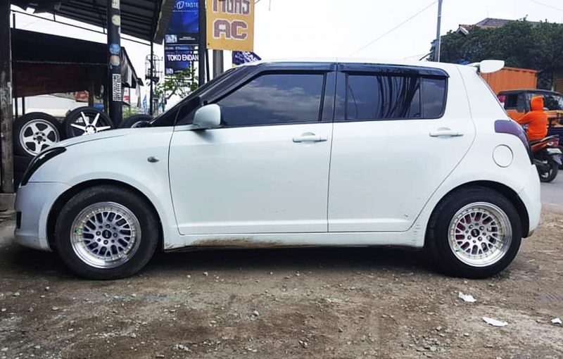 Model : TWISTED CLASSIC  Size : 16x7.0/8.5 | 8x100/114.3  By JF Luxury