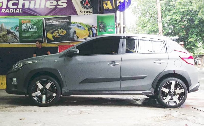 Model : ROCK STAR CAR  Size : 17x7.5 ⁣ By JF Luxury⁣