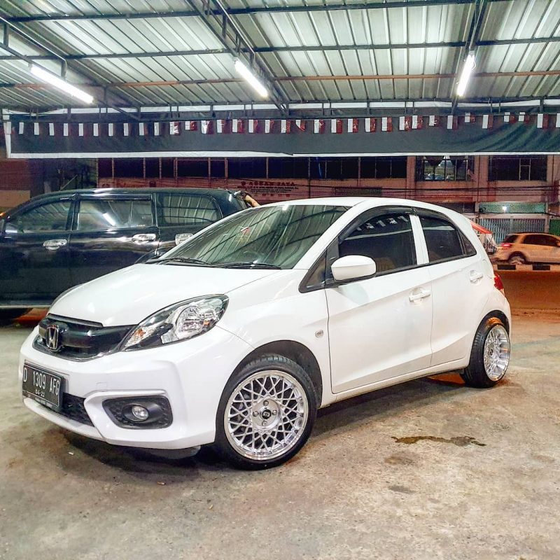 Honda Brio On KOBE Hyper Silver Machine Lip 16x7.0/8.5 4x100 By JF Luxury Wheels