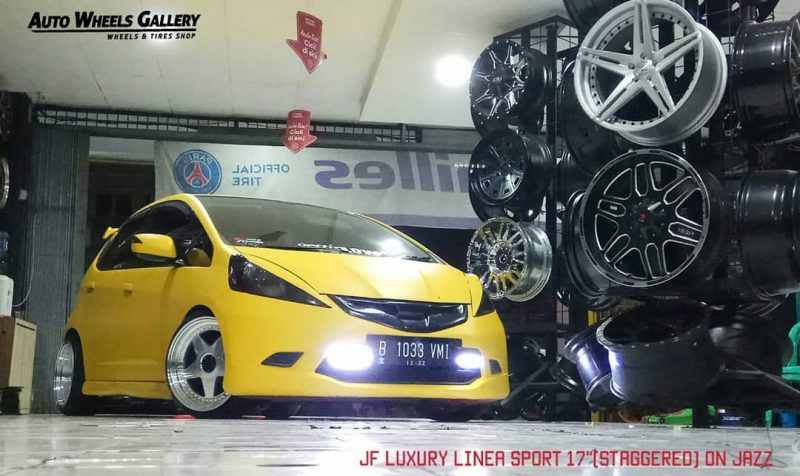 LINEA SPORT 17x8.5/9.5 | 8x100/114.3 | +38/+30  With @accelera_radial Phi-r 195/40/17 Phi-r 205/40/17 By JF Luxury