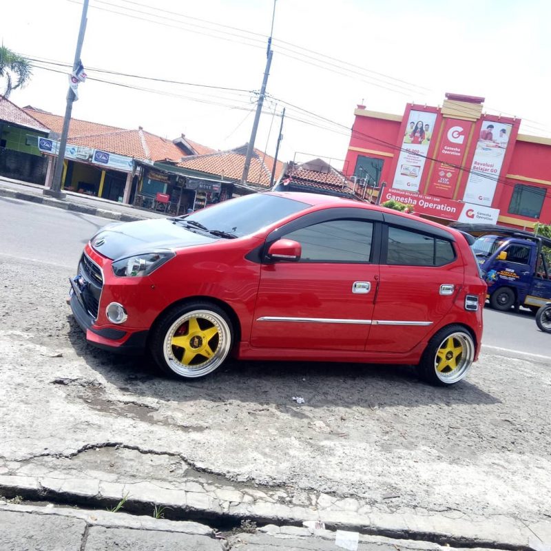 Toyota Agya On KS 17x8,.5/9.5 8x100/114.3 By JF Luxury