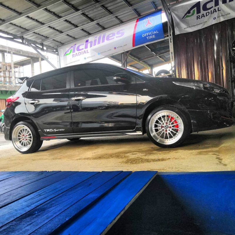 Toyota Yaris On SEVEN 17x8.0/9.0 8x100/114.3 By JF Luxury Wheels