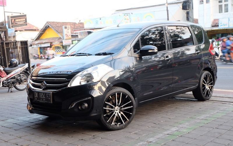 Suzuki Ertiga On JF 1041 Black Machine Face/Black Polish 18x8.0 5x114.3 +40 By JF Luxury Wheels