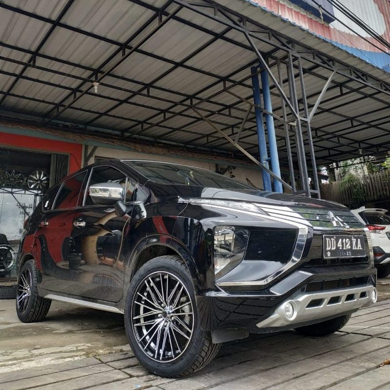 Mitsubishi Xpander On NEW DOJO 18x8.0 5x114.3 +35 By JF Luxury Wheels