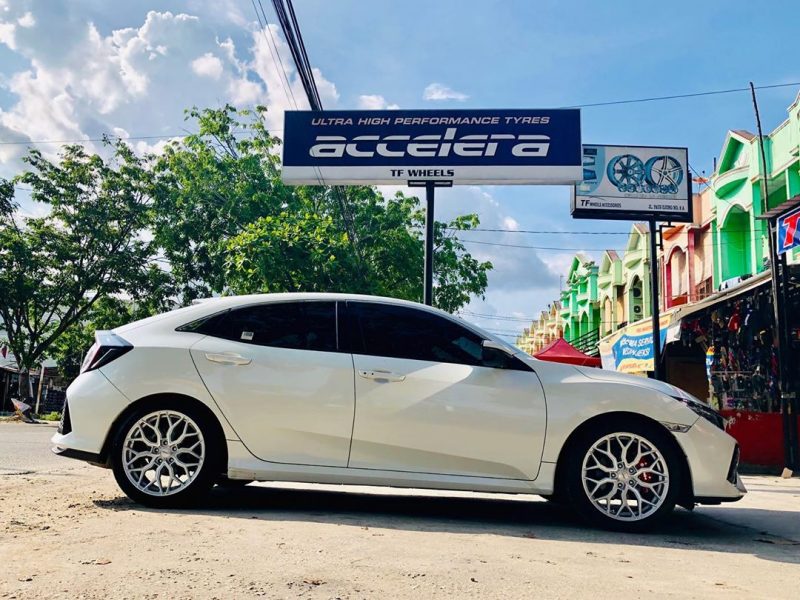 Honda Civic Turbo On HF-2 18x8.0/8.0 5x114.3 Silver Machine Face By JF Luxury