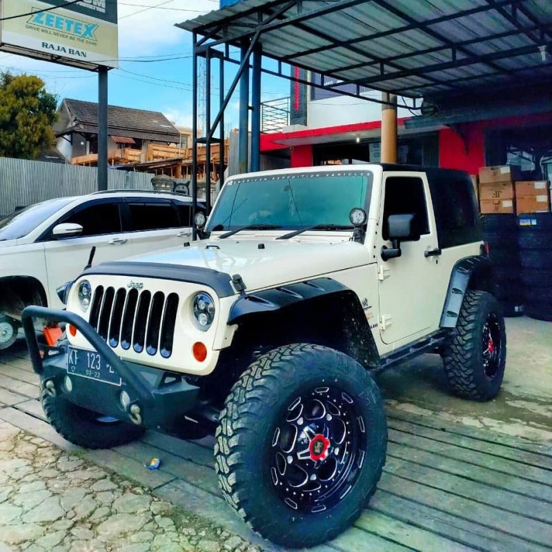 Colors : Gloss Black Milled/Milled Holes