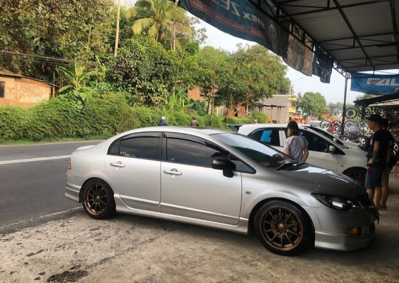 Colors : Matte Bronze Sandblast/Bronze Coating Lip/Sticker