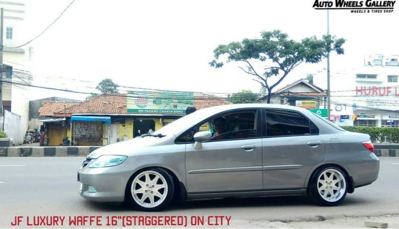 Colors : Silver MF+ML/CR