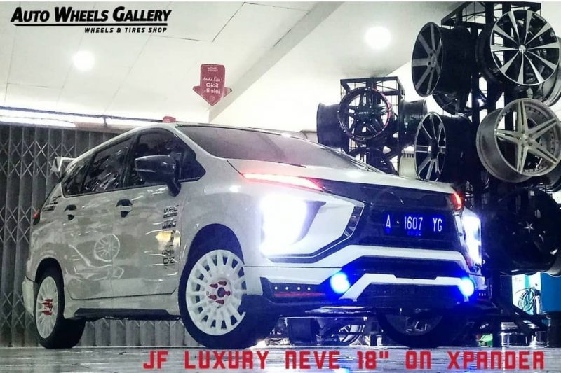 Colors : White+Sticker