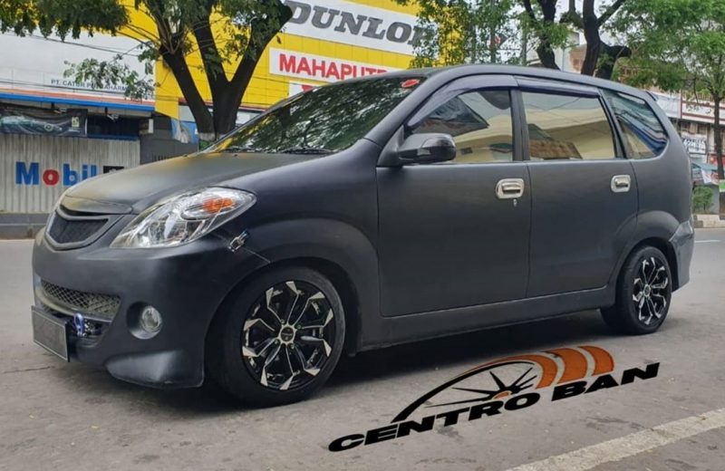 Colors : Black MF/Machine Undercut/CR