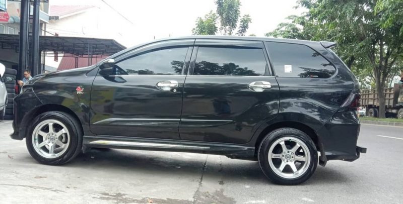 Colors : Silver Machine Face/Lip/Machine Outer Line