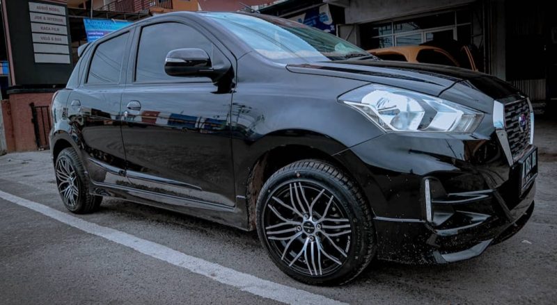 Colors : Black Machine Face