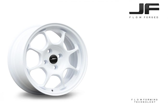 Colors : White