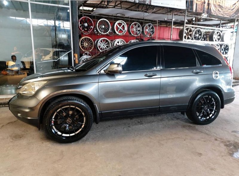 Colors : (DBK1SUP) Matt Black With Polished Undercut